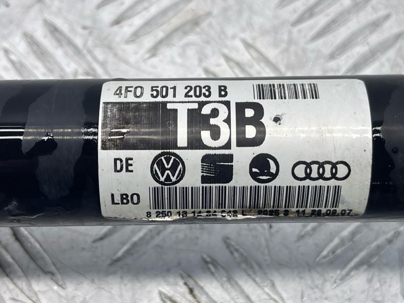 Піввісь 4F0501203B Audi A6