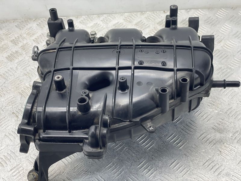 Колектор впускний 12675740 Chevrolet Colorado