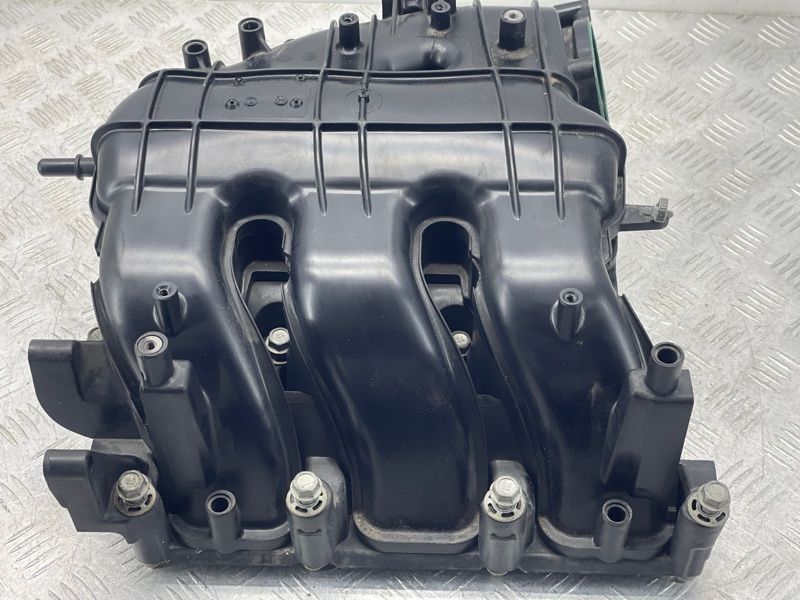 Колектор впускний 12675740 Chevrolet Colorado
