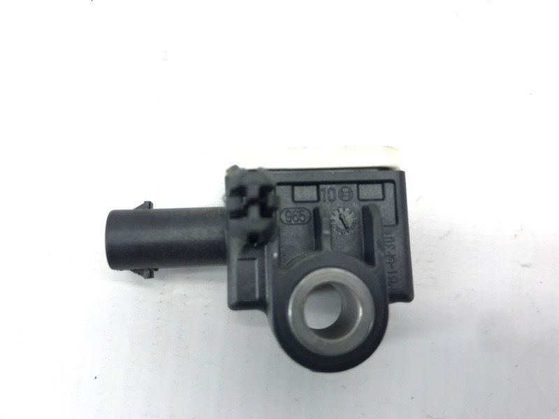 Датчик удару передній 4H0959651A Audi A6 Audi A6, Audi A7, Audi A8, Audi RS7, Audi S6, Audi S7, Audi S8