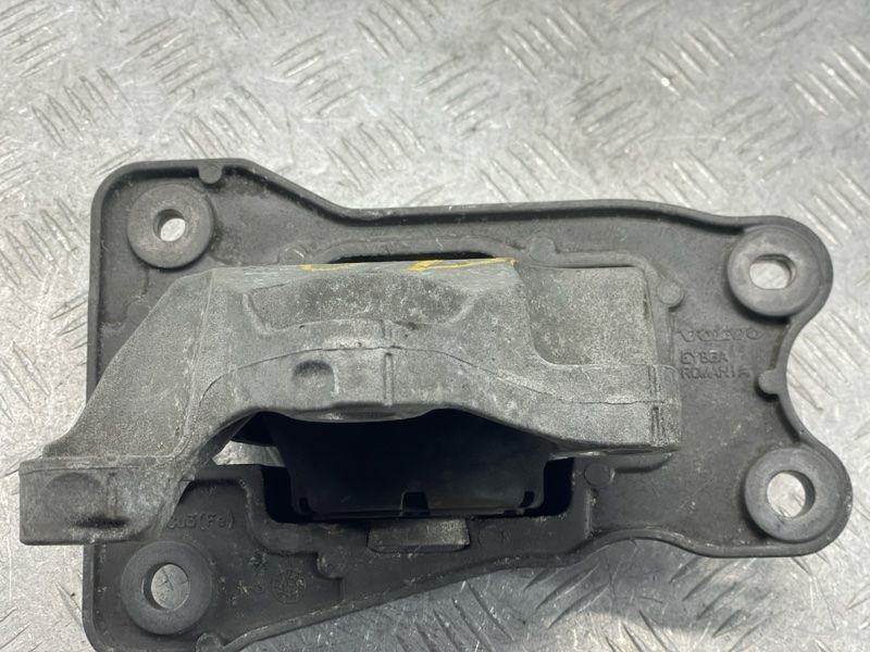 Опора / подушка двигуна 31339949 Volvo XC90