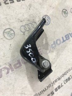 Петля дверей Ford Edge