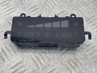 Панель керування підігрівом сидінь 31346787 Volvo XC90