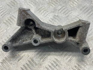 Кронштейн 12673931 Chevrolet Colorado