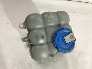 Розширювальний бачок 4M0121405l Audi Q7