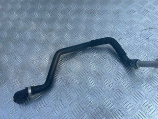 Патрубок системи охолодження 8R0819332F Audi Q5