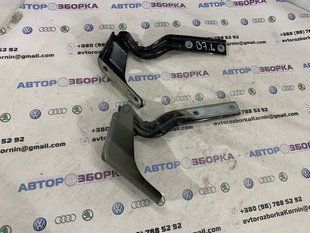 Петля капота 561823301A Volkswagen Passat