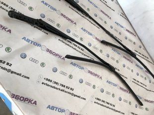 Повідок склоочисника 4G1955407D1P9 Audi A7