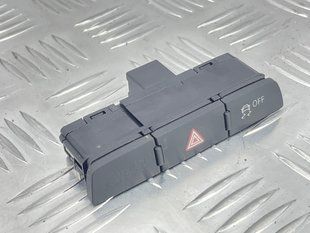 Кнопка аварийки Audi Q7