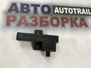 Антенна бесключевого доступа (KESSY) 8K0907247 Audi A7 Audi A4, Audi A4 Allroad, Audi A5, Audi A6, Audi A7, Audi A8, Audi Q5, Audi RS5, Audi RS7, Audi S4, Audi S5, Audi S6, Audi S7, Audi S8, Audi SQ5
