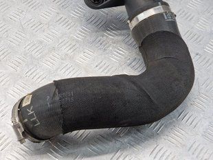 Патрубок інтеркулера 4G0145709AC Audi A6