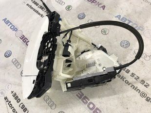 Замок передней двери 5N1837016F Volkswagen CC