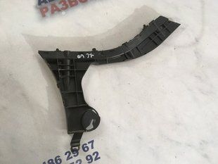 Направляющая / Крепление / Кронштейн бампера 30764698 Volvo XC60