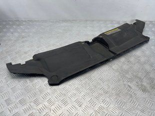 Накладка радіатора 4G0807081 Audi A6