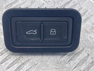 Кнопка закрытия двери багажника 4G0959831B5PR Audi A6