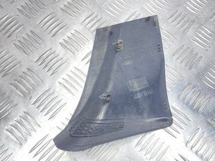 Накладка заднього ліхтаря 4G8945256A Audi A7