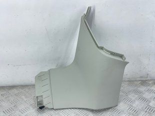 Облицовка стойки 8R0867246M Audi Q5