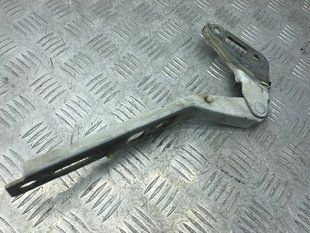 Петля капота 4L0823302 Audi Q7