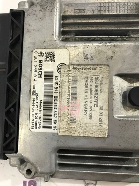 Блок управления двигателем 06J906027FE Volkswagen CC