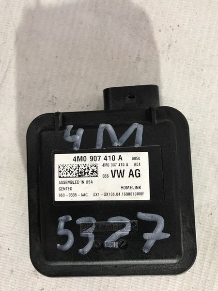 Блок керування системи відкривання воріт гаража 4M0907410A Audi Q7