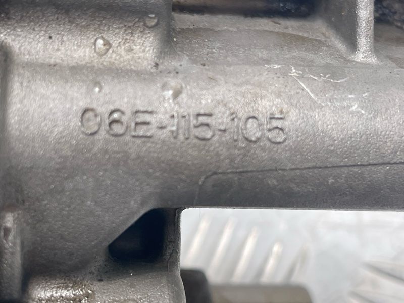 Масляний насос 06E115105AQ Audi Q7