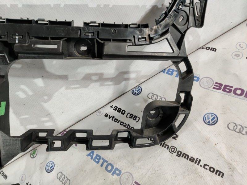 Направляюча заднього бампера ліва 3C8807393C Volkswagen CC Volkswagen CC