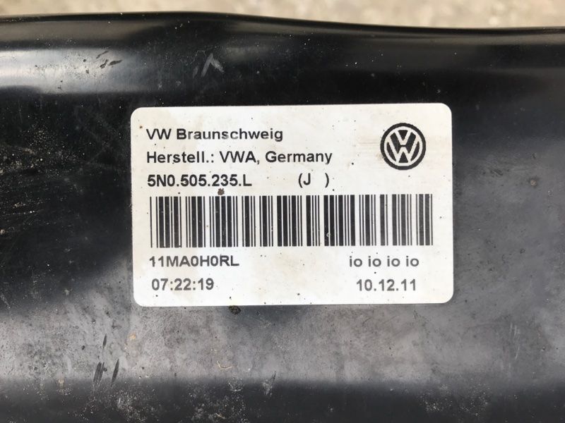 Підрамник задній 5N0505235L Volkswagen Tiguan