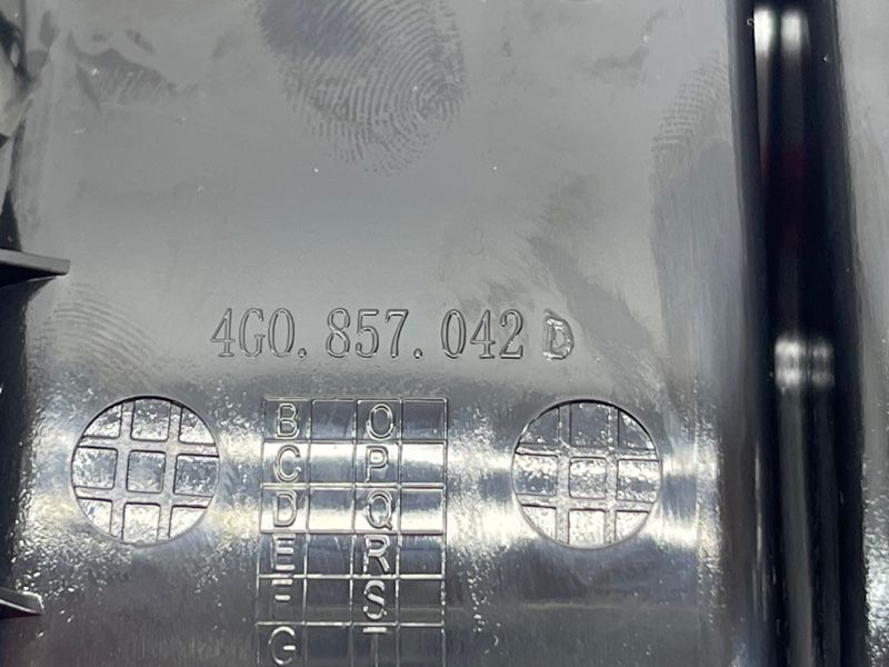 Повітропровід 4G0857042D Audi A6