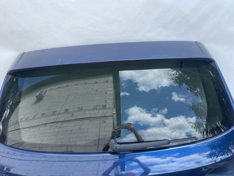 Крышка багажника 8R0827023C Audi Q5