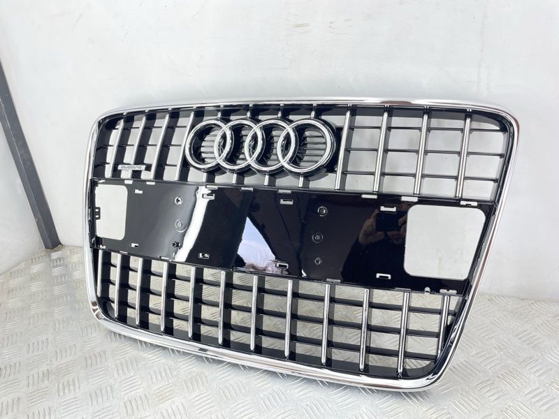 Решітка радіатора 4L0853651HT94 Audi Q7