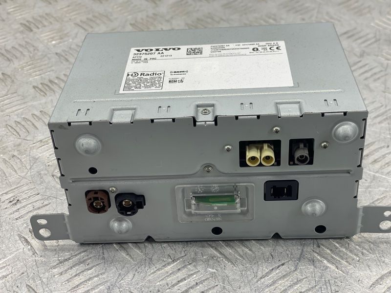 Блок управления мультимедиа (IHU) 32375207 Polestar 2