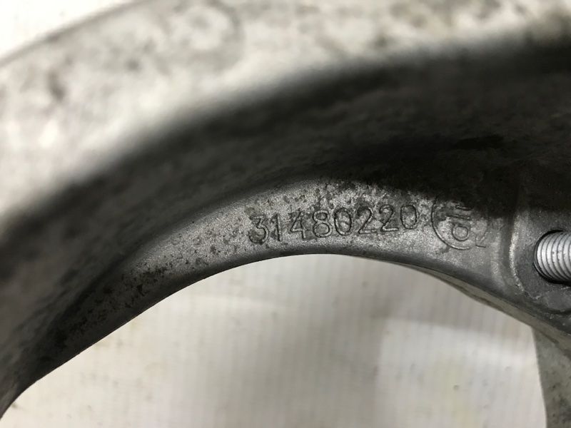 Кронштейн проміжного вала 31480220 Volvo XC60