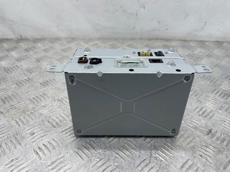 Блок управления мультимедиа (IHU) 32375207 Polestar 2