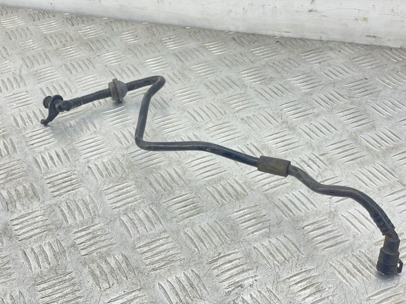 Трубка вакуумна 5Q0612041M Volkswagen Passat