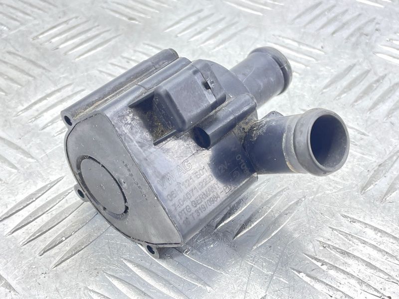 Додатковий насос охолоджуючої рідини 06H121601N Audi A6 Audi A7 Sportback, Audi Q5 PHEV, Audi S7 Sportback, Audi A4, Audi A4 Allroad, Audi A5, Audi A5 Sportback, Audi A6, Audi A6 Allroad, Audi A7, Audi A8, Audi Q5, Audi Q5 Sportback, Audi Q7, Audi R8, Audi S4, Audi S5, Audi S5 Sportback, Audi S6, Audi SQ5, Audi SQ5 Sportback