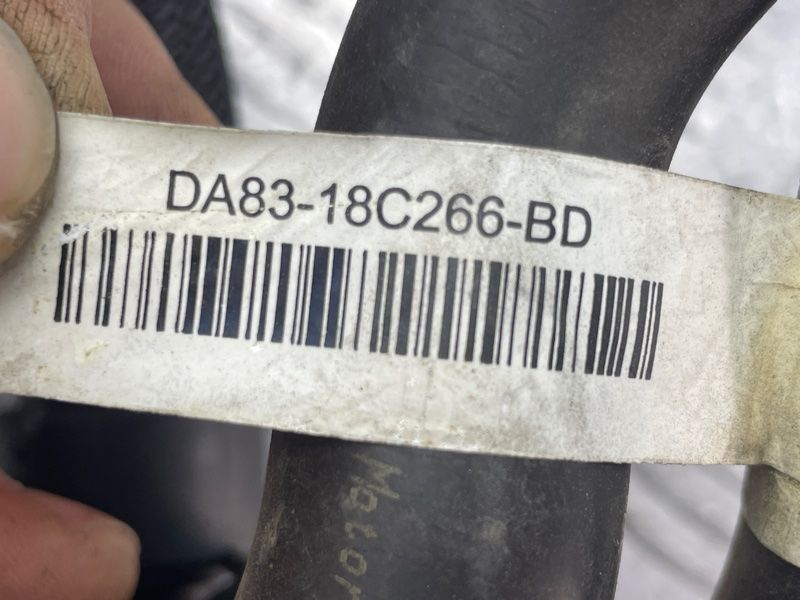 Патрубок DA8318C266BD Ford Flex