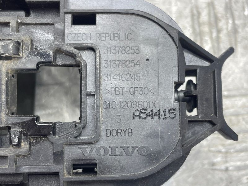 Кронштейн зовнішньої ручки дверей пасажира 31378254 Volvo XC90 Volvo S90, Volvo V90, Volvo V90 Cross Country, Volvo XC60, Volvo XC90