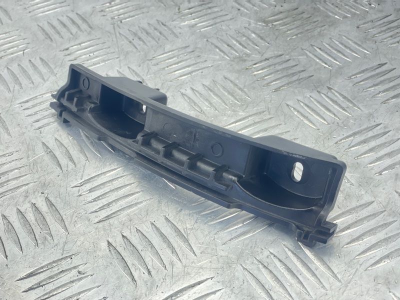 Кронштейн 4h0807365b Audi A8