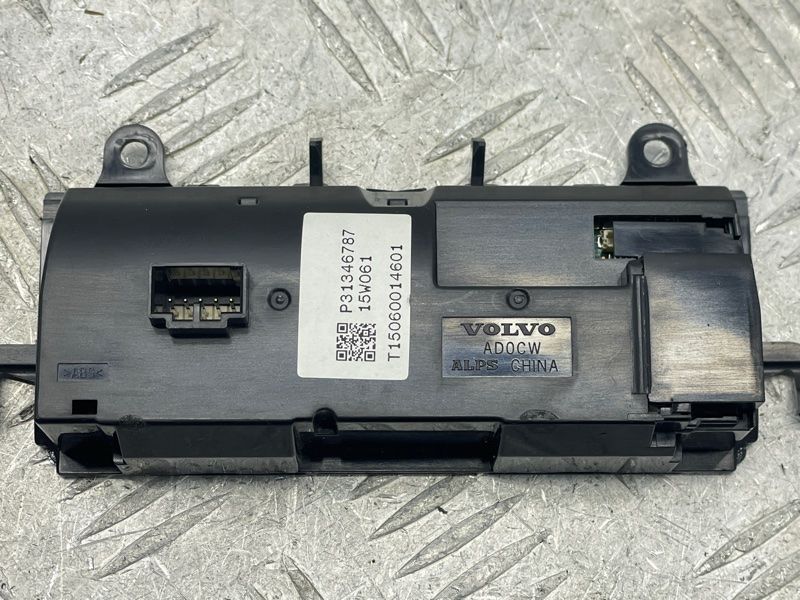 Панель керування підігрівом сидінь 31346787 Volvo XC90