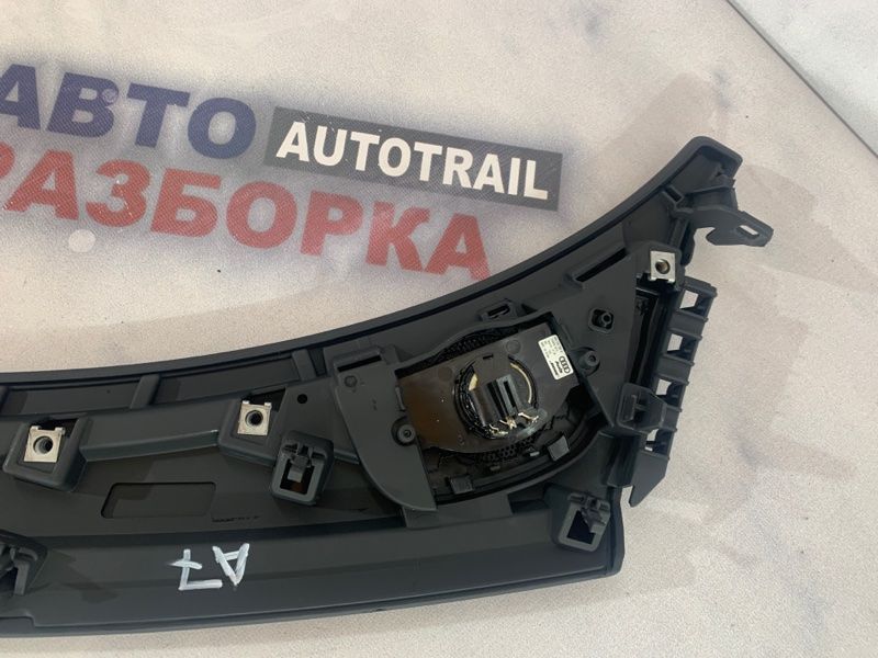 Накладка на торпеду, панель, воздуховод 4G8857051 Audi A7