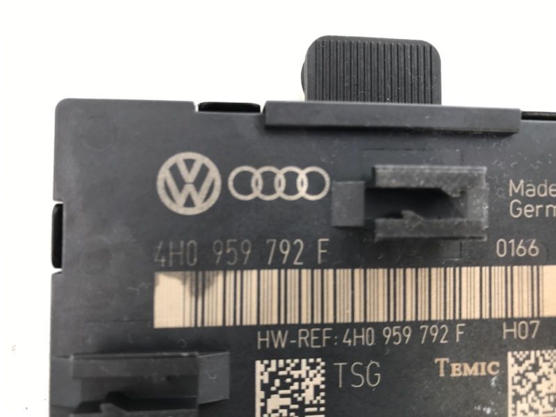 Блок керування дверей 4H0959792F Volkswagen Touareg