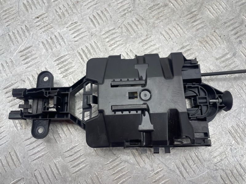 Кронштейн зовнішньої ручки дверей пасажира 31378254 Volvo XC90 Volvo S90, Volvo V90, Volvo V90 Cross Country, Volvo XC60, Volvo XC90