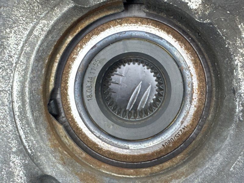 Поворотний кулак / цапфа 7P6487246A Audi Q7