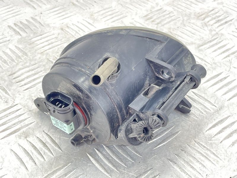 Фара противотуманная 4L0941700A Audi Q7