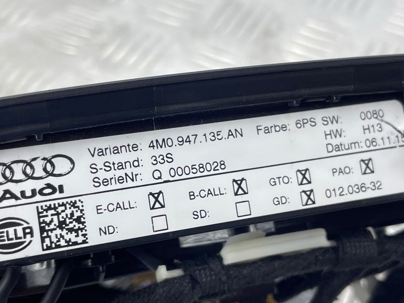 Плафон освещения салона 4M0947135AN6PS Audi Q7