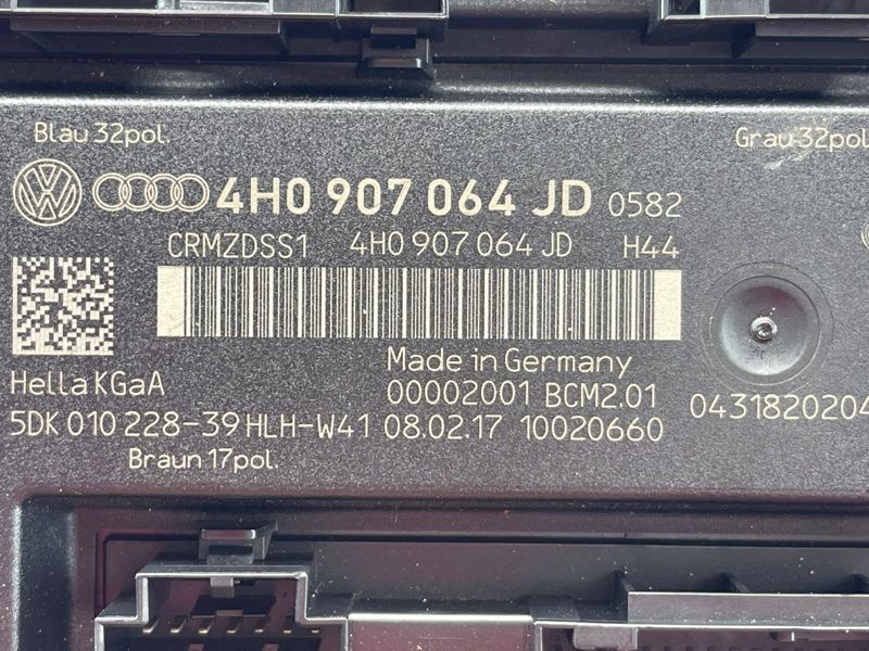 Блок комфорту 4H0907064JD Audi A8