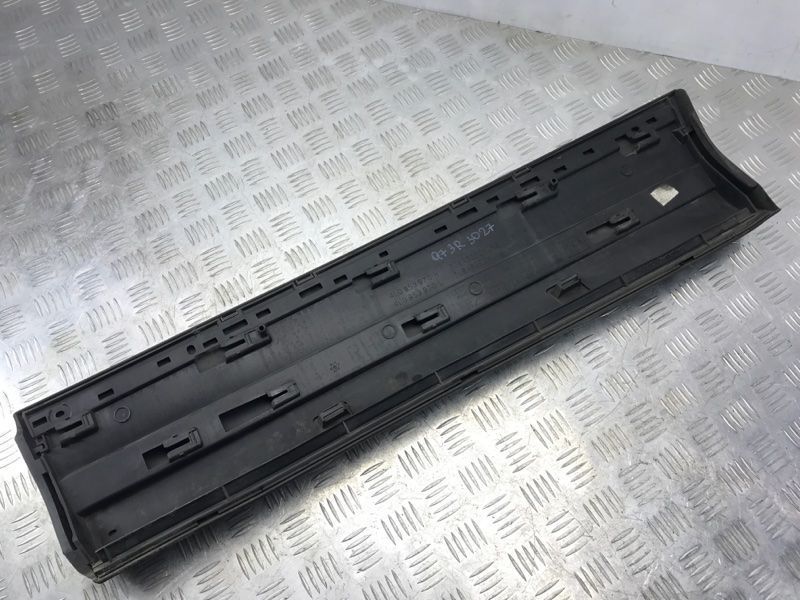 Накладка двери 4L0853970H Audi Q7