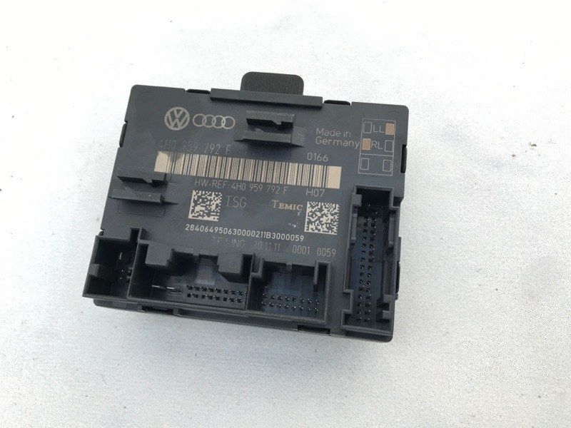 Блок керування дверей 4H0959792F Volkswagen Touareg