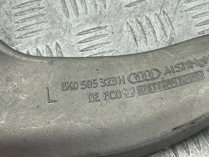 Рычаг задней подвески поперечный верхний левый 8K0505323H Audi A8 Audi A4, Audi A4 Allroad, Audi A5, Audi A6, Audi A7, Audi A8, Audi Q5, Audi RS5, Audi RS7, Audi S4, Audi S5, Audi S6, Audi S7, Audi S8, Audi SQ5