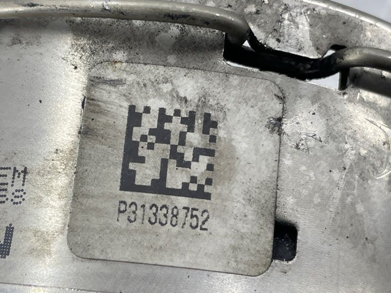 Патрубок інтеркулера 31338545 Volvo XC90